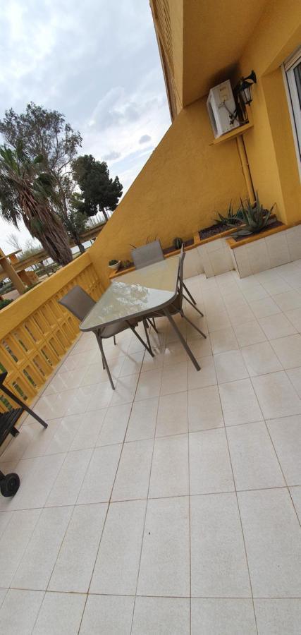 Apartamento Apartament Mia Deltebre Exterior foto